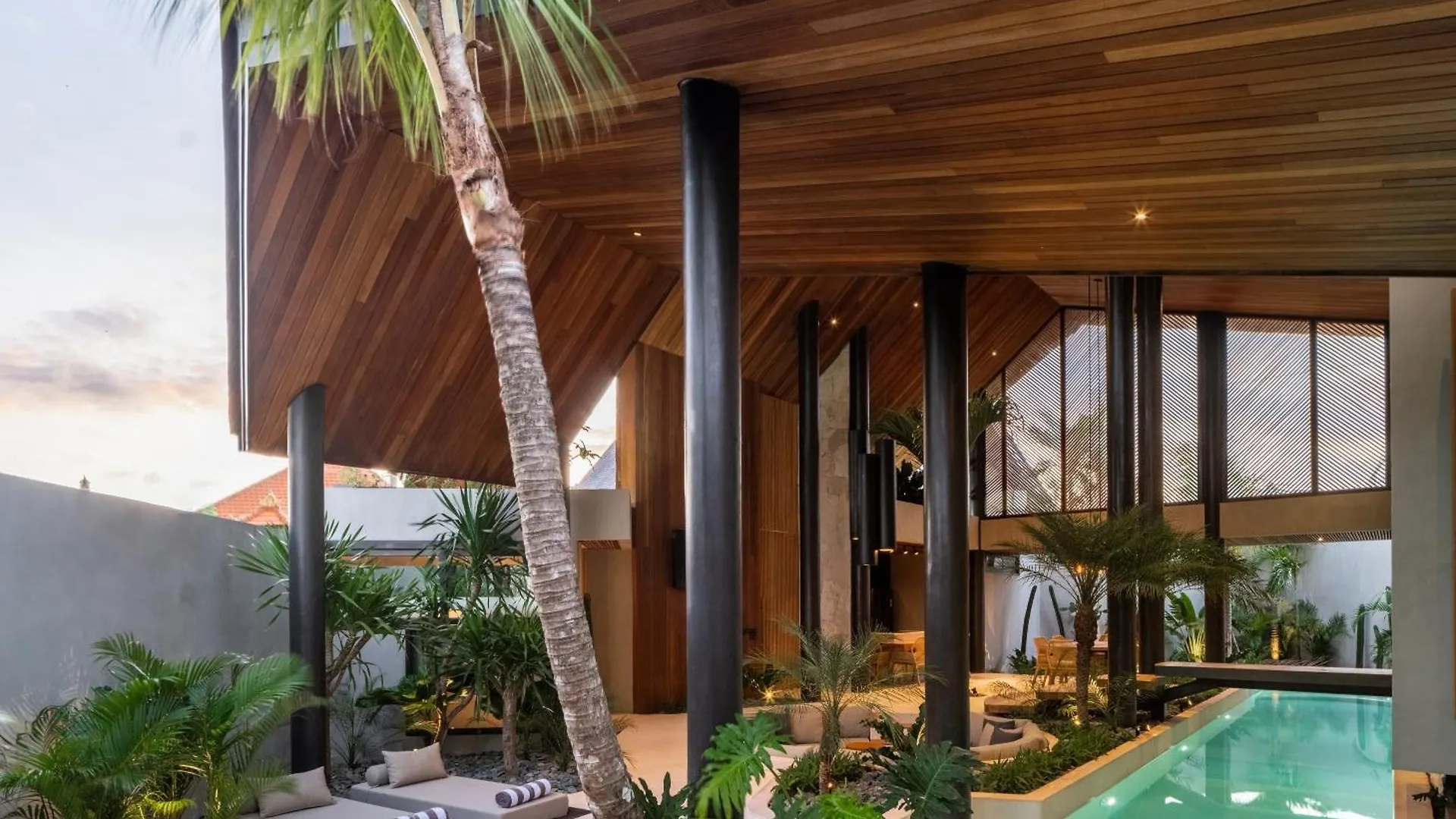 House Of Winds Complex - Lush 9Br Exotic Oasis 3X3Br Villas In Canggu Kerobokan  0*, Kerobokan (Bali)