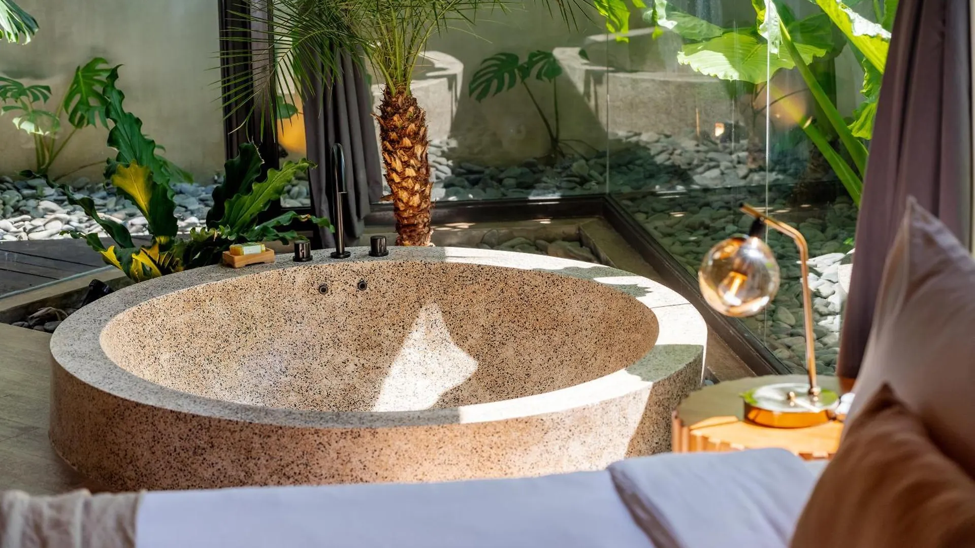 House Of Winds Complex - Lush 9Br Exotic Oasis 3X3Br Villas In Canggu Kerobokan