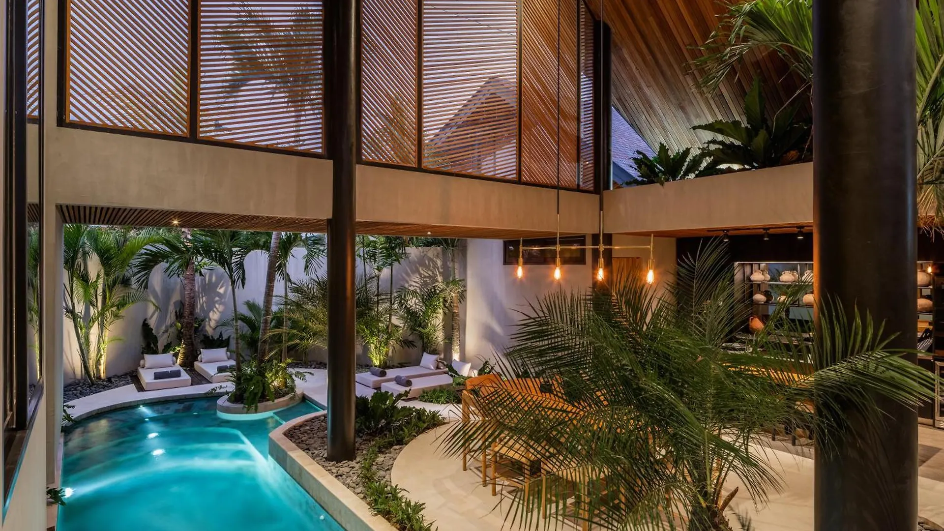 House Of Winds Complex - Lush 9Br Exotic Oasis 3X3Br Villas In Canggu Kerobokan  0*, Kerobokan (Bali)