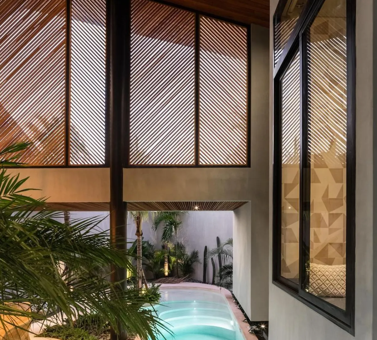 House Of Winds Complex - Lush 9Br Exotic Oasis 3X3Br Villas In Canggu Kerobokan